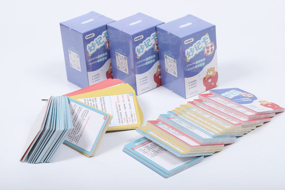 Bom preço. Cartões de jogo personalizados de plástico de PVC interativos e divertidos on-line